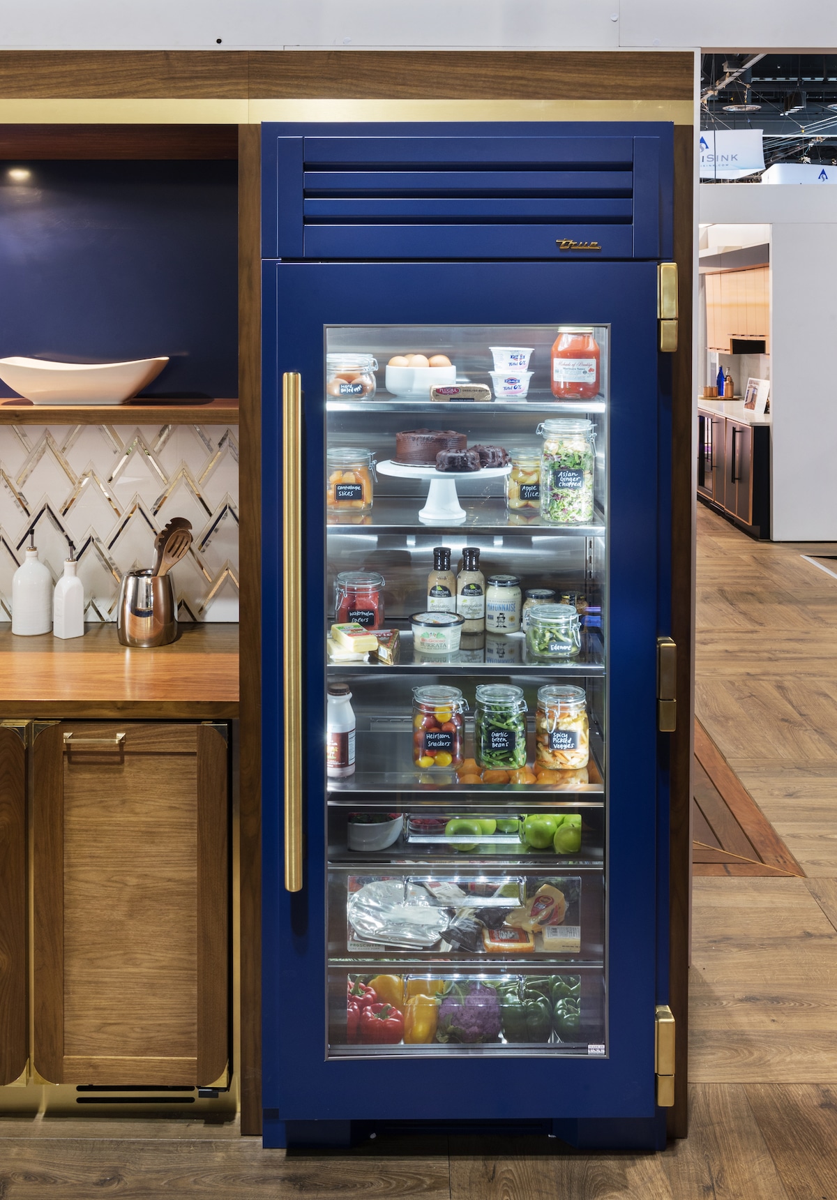 Cobalt Beverage Column