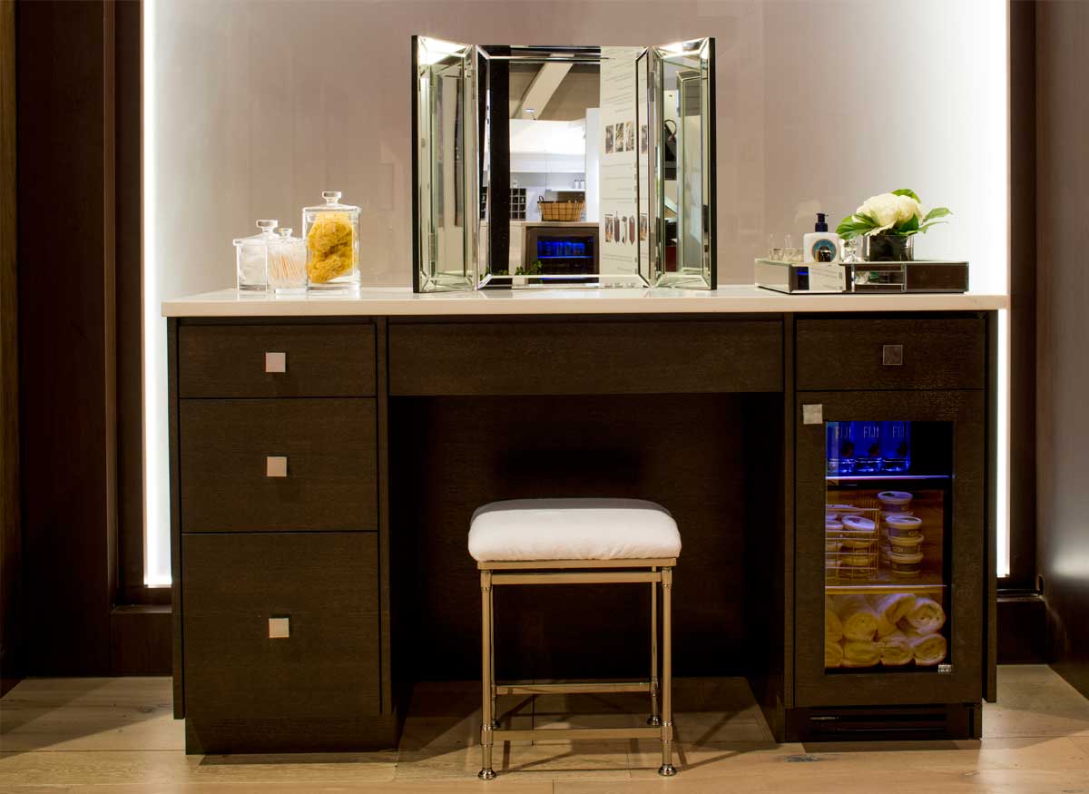 Spa and Makeup Station - vanity 3
