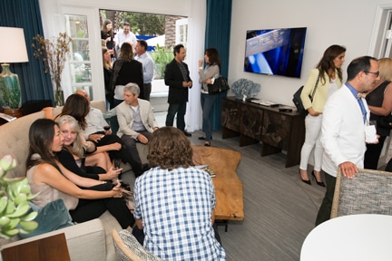 3-day Dwell on Design event - People Mingling