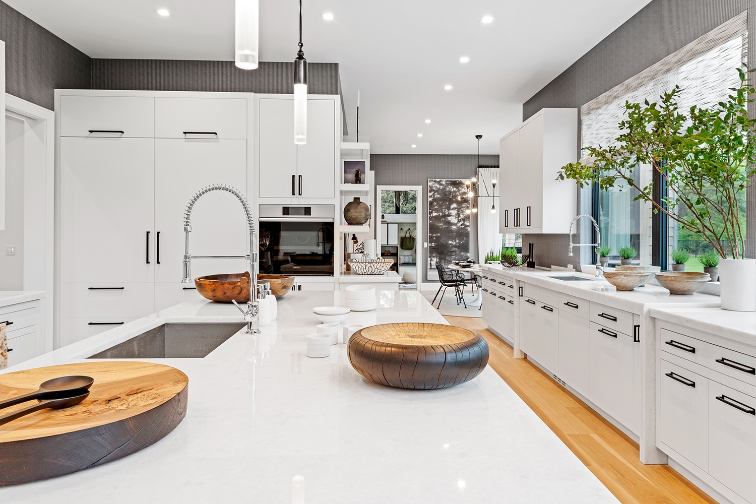 white Kitchen and gray walls