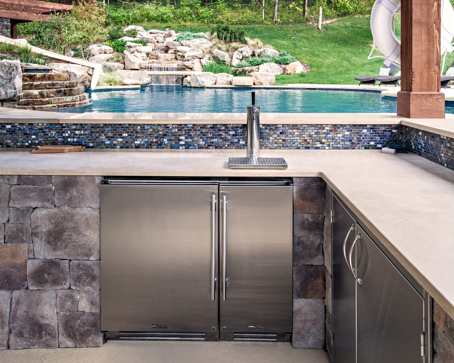 Nashville Swim Up Bar