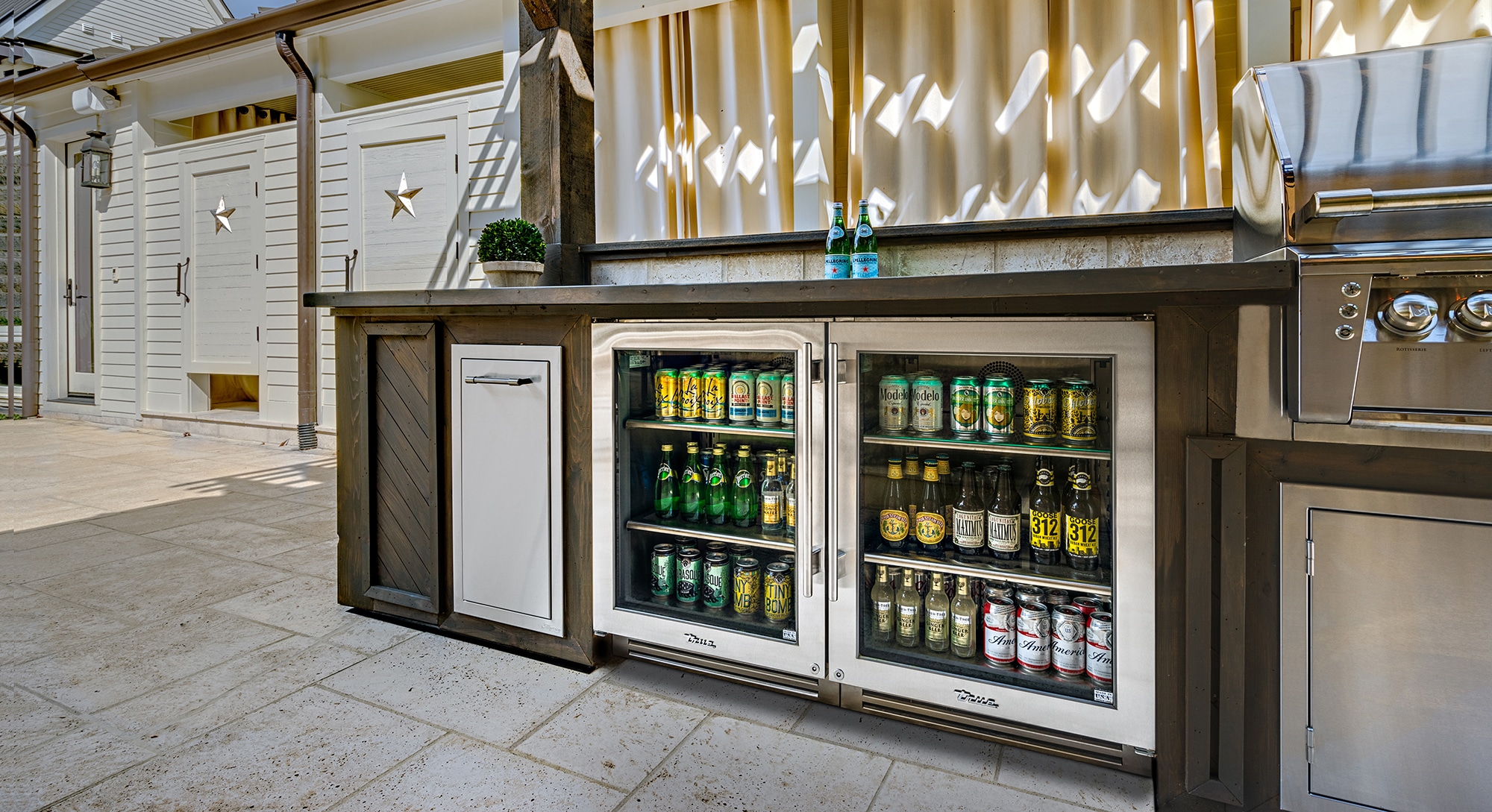 OutdoorPoolHouse - undercounter beverage fridge