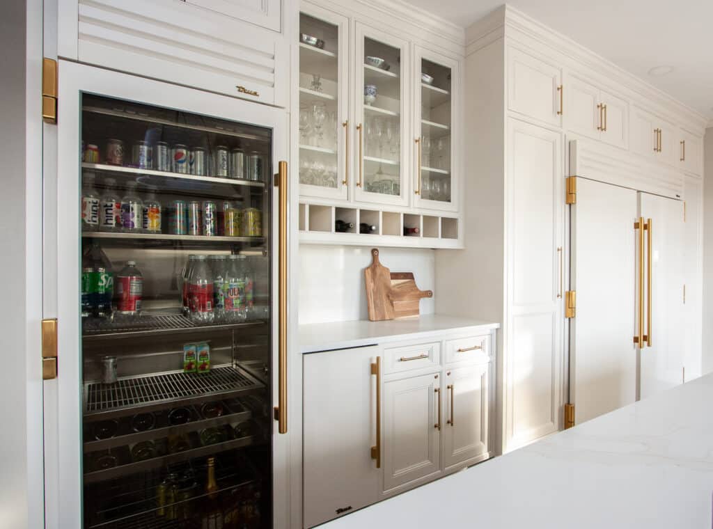 SideBySide - All White Kitchen Display