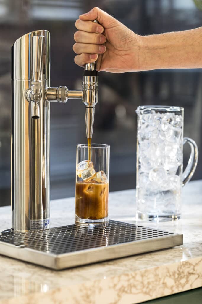 New York - Demonstrating Dispensing Product - Display (TRUE-RES)